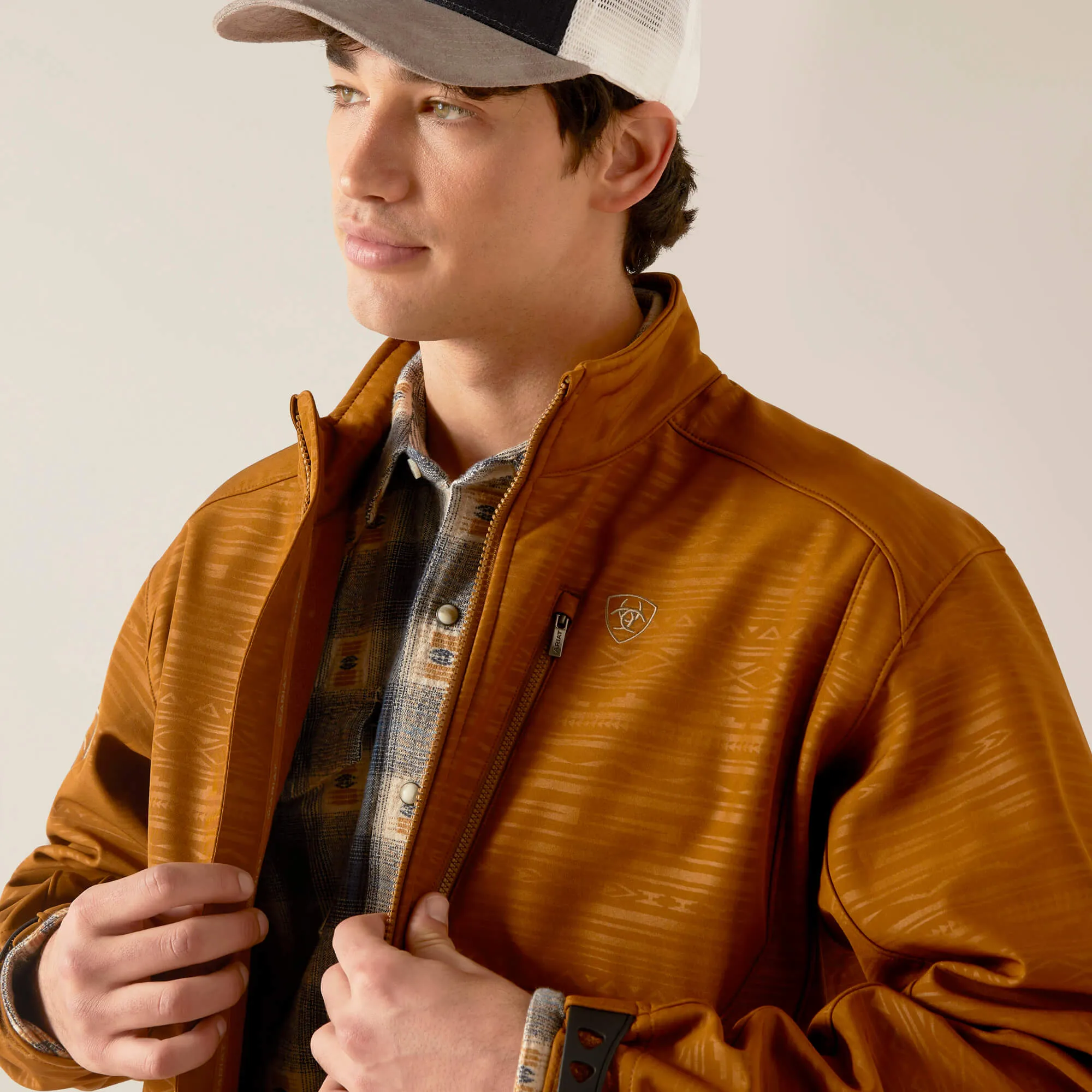 Ariat Men's Embossed Chestnut Logo 2.0 Softshell Jacket