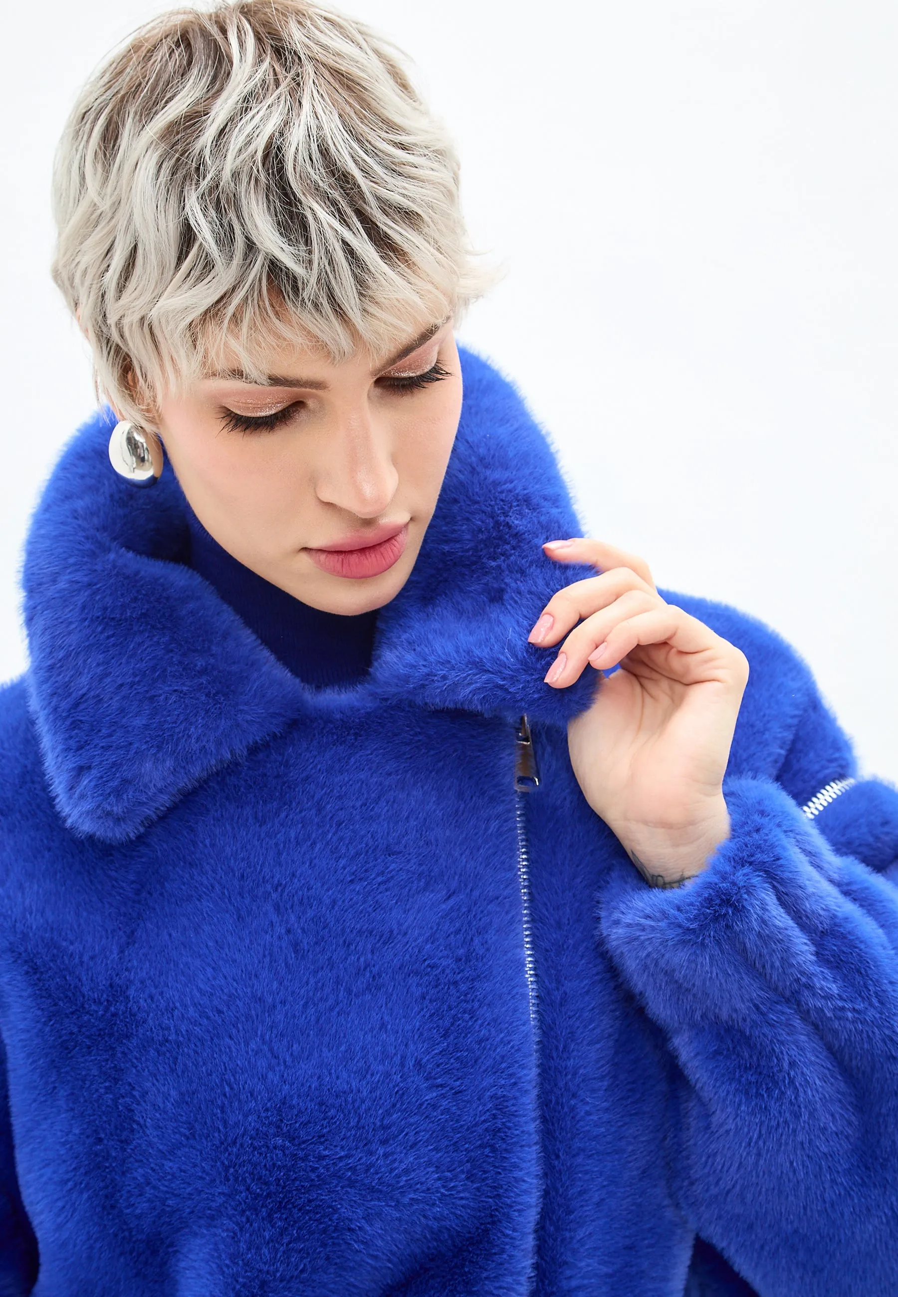 Short Faux Fur Coat Marilyn - Blue